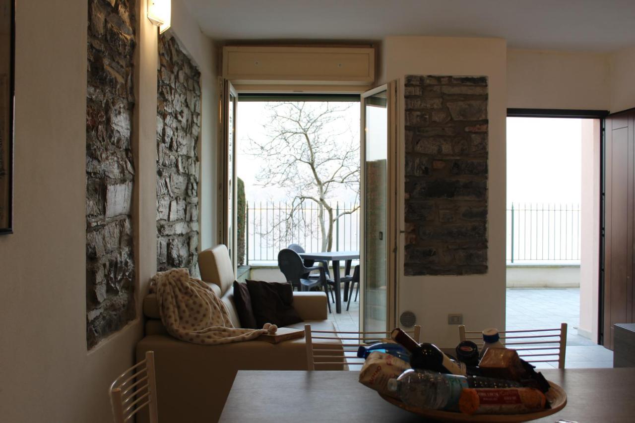 Romantic Dream On The Lake Apartment เลซเซโน ภายนอก รูปภาพ