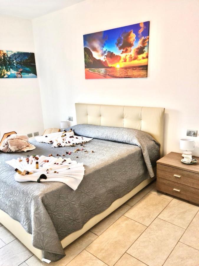 Romantic Dream On The Lake Apartment เลซเซโน ภายนอก รูปภาพ